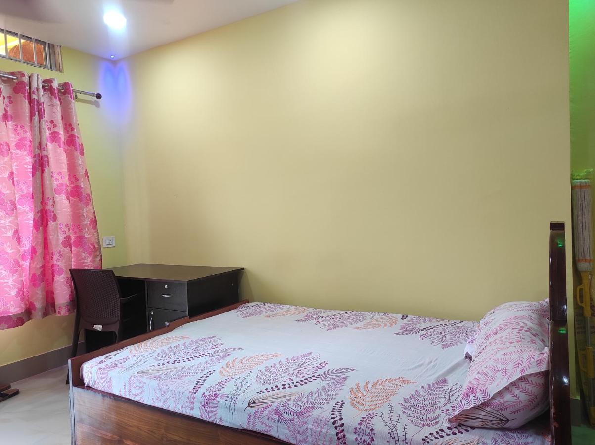 Hotel Sk Lodge Near Guwahati Airport Exteriör bild